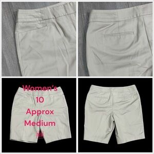 Women's Apt. 9 10 Medium Chino Khakis Khaki Bermuda Shorts Stretch Twill NWOT